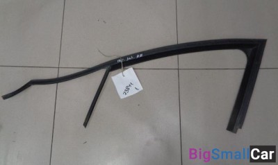 Уплотнитель стекла двери передней левой от Citroen C4 2005-2011 - купить Первомайском