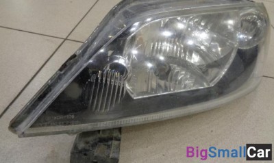 Фара левая от Mazda Demio DY 2003-2007