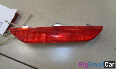 Фонарь задний (стоп сигнал) от Pontiac Vibe 2002-2008