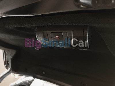 Автоматический доводчик багажника на Мицубиши